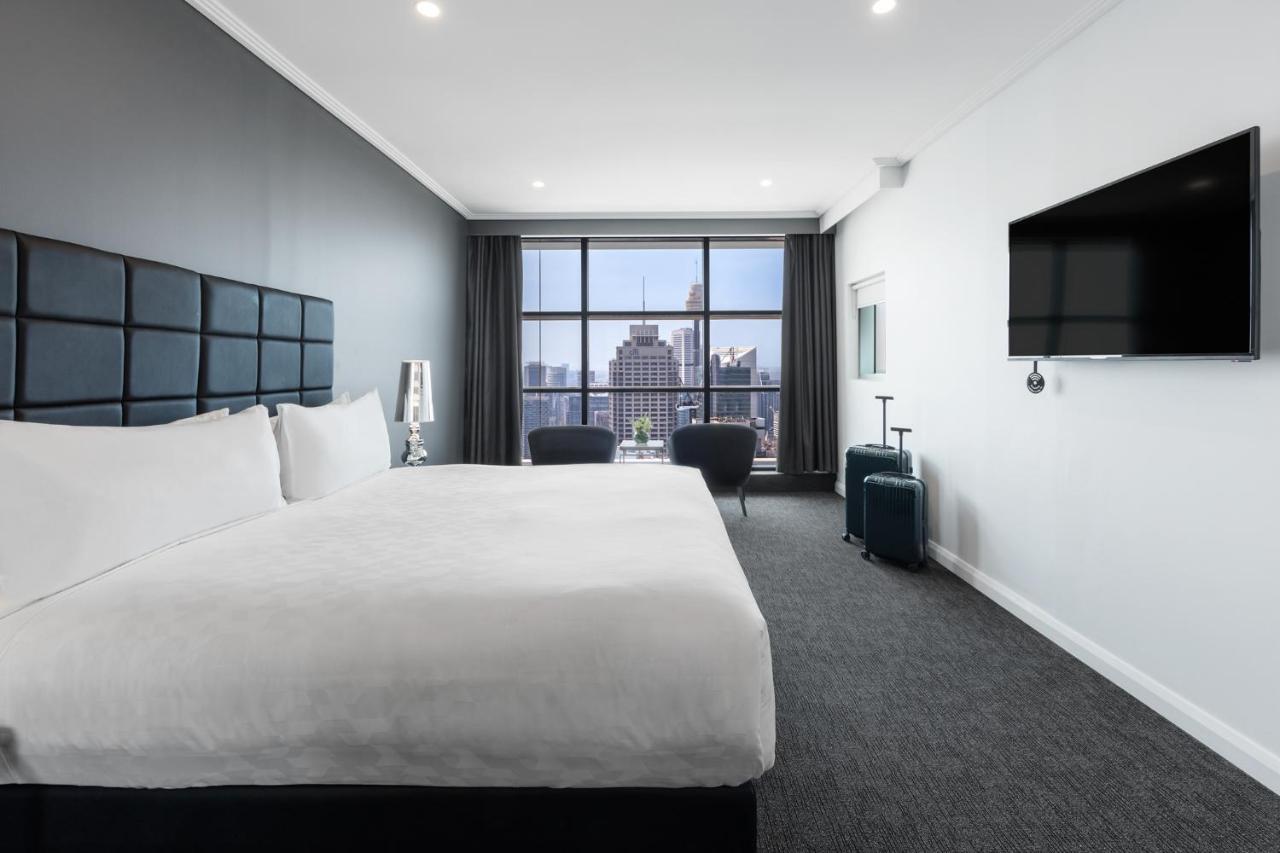 Meriton Suites World Tower, Sydney Exterior photo A room at the hotel